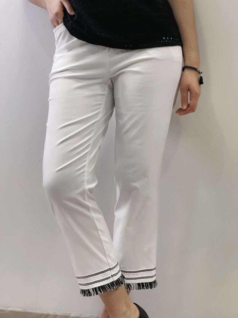 pantacourt pour femme à franges blanc de la marque anna montana, matière stretch