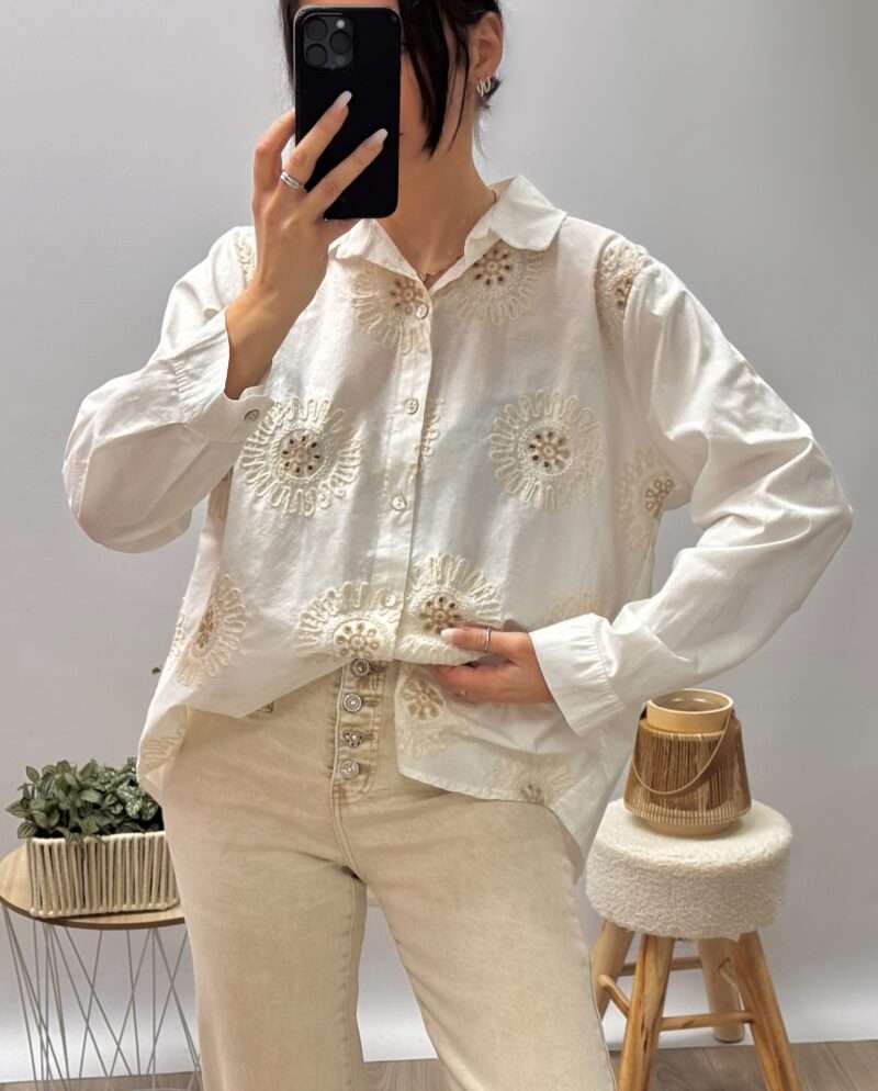 Chemise blanche brodée – Image 3