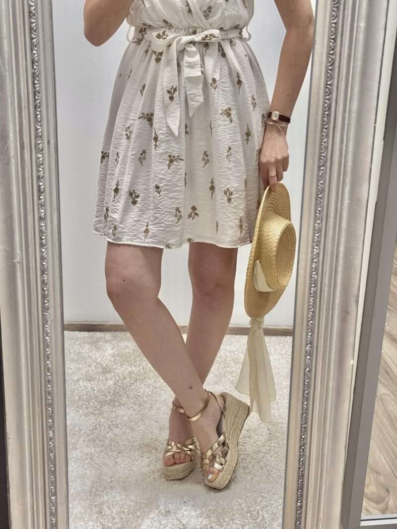 robe courte fleurs brodées – Image 4