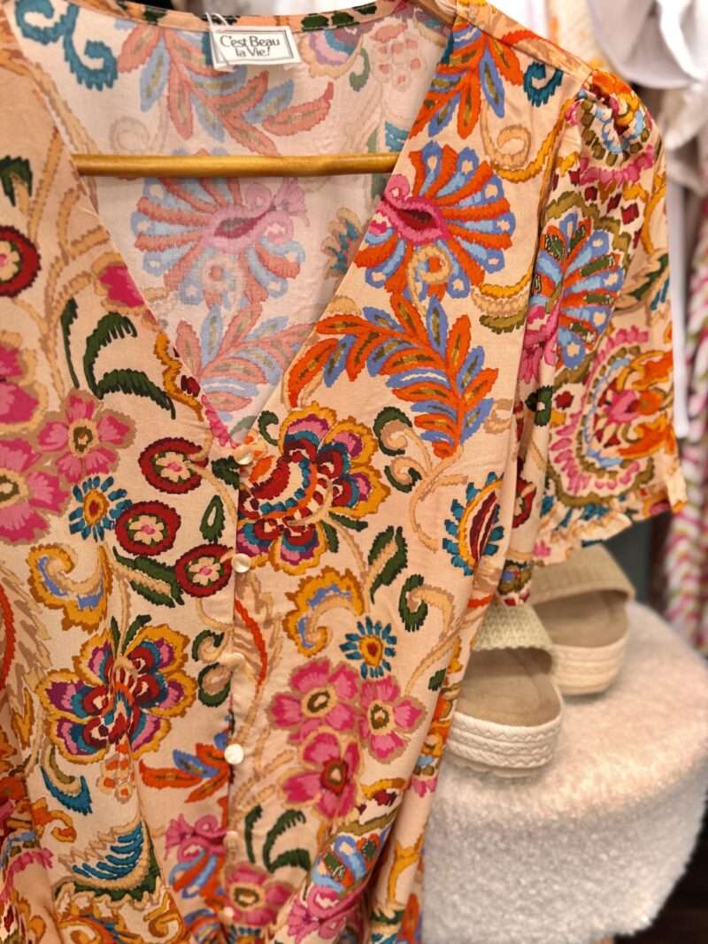 blouse c'est beau la vie imprimée – Image 3