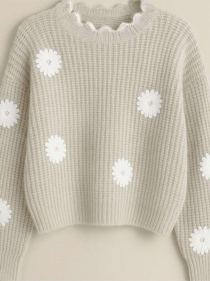 Pull beige à fleurs