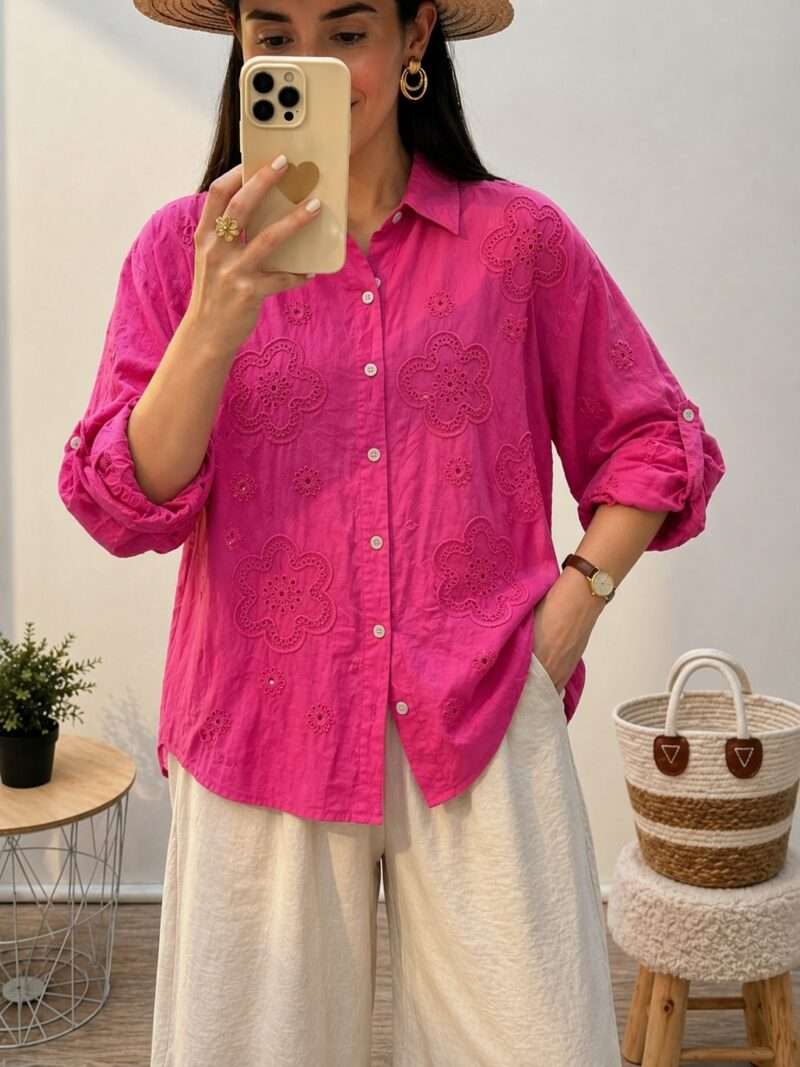 Blouse à broderies fleurs