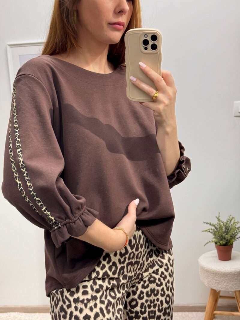 Pull à bandes léopard