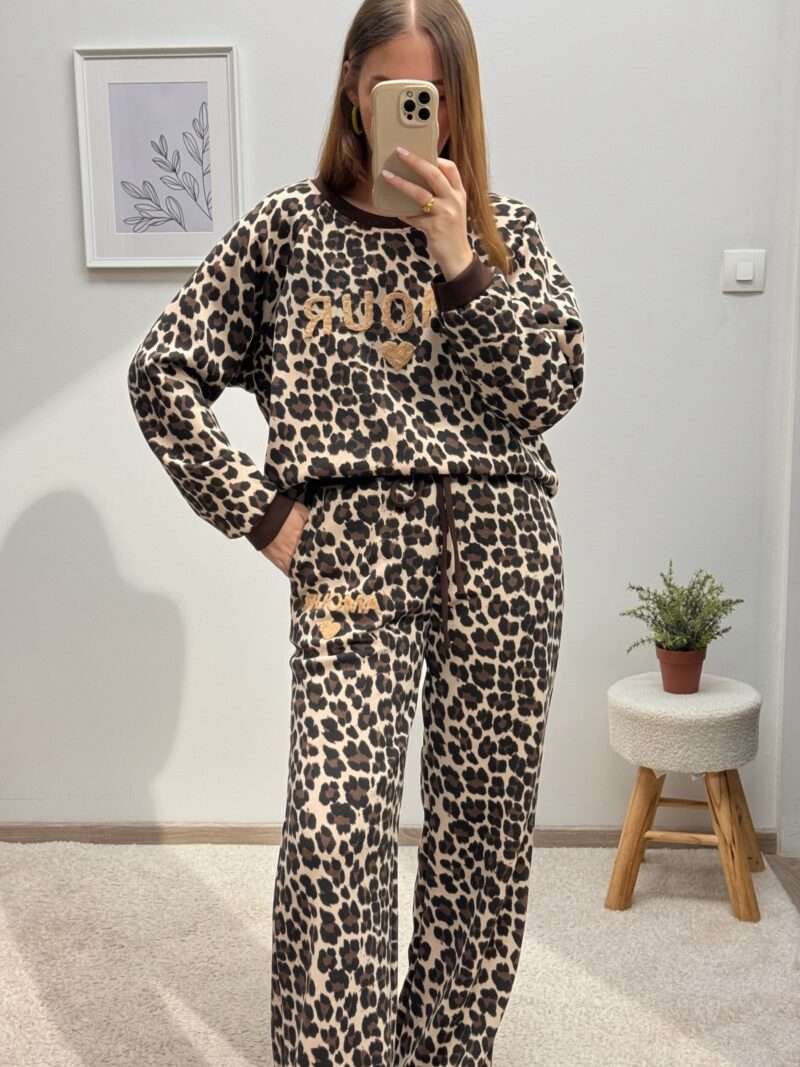 Pantalon jogging motif léopard