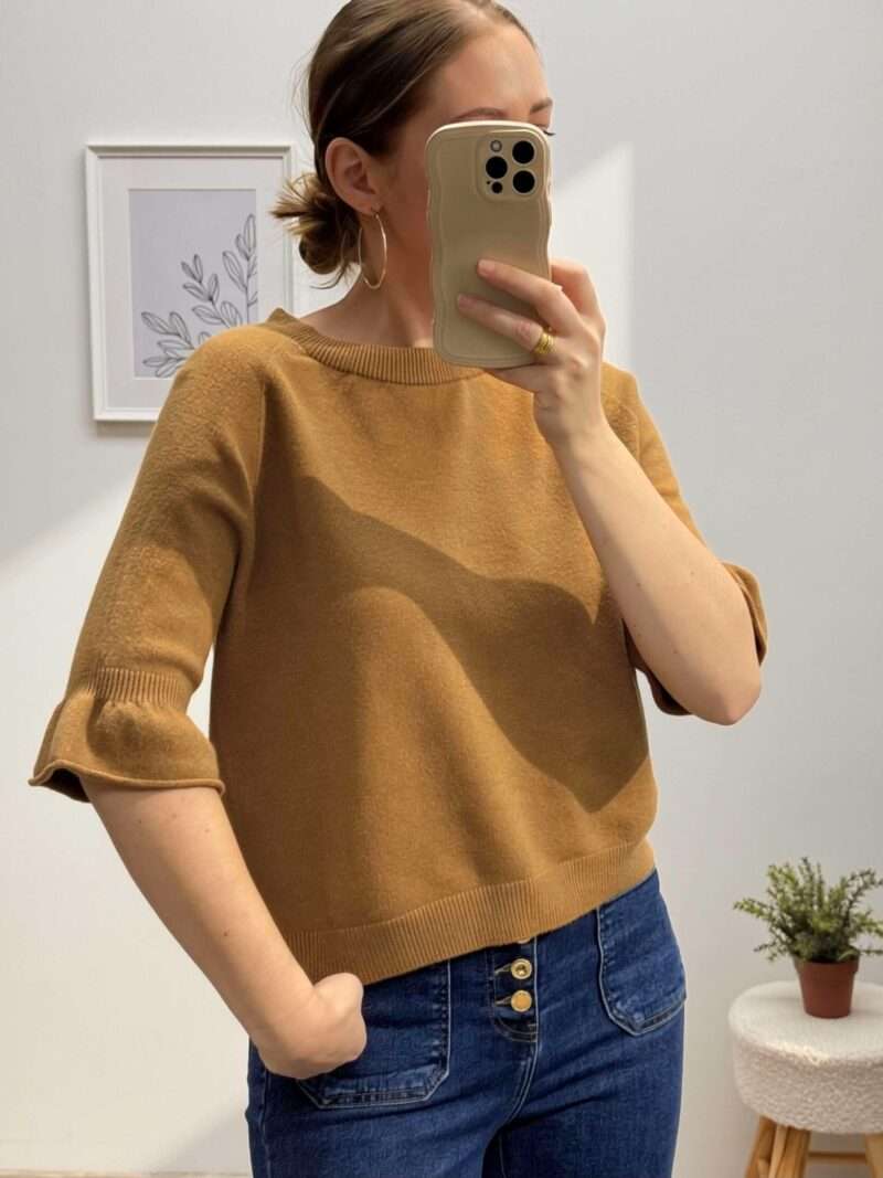 Pull camel manches volantées