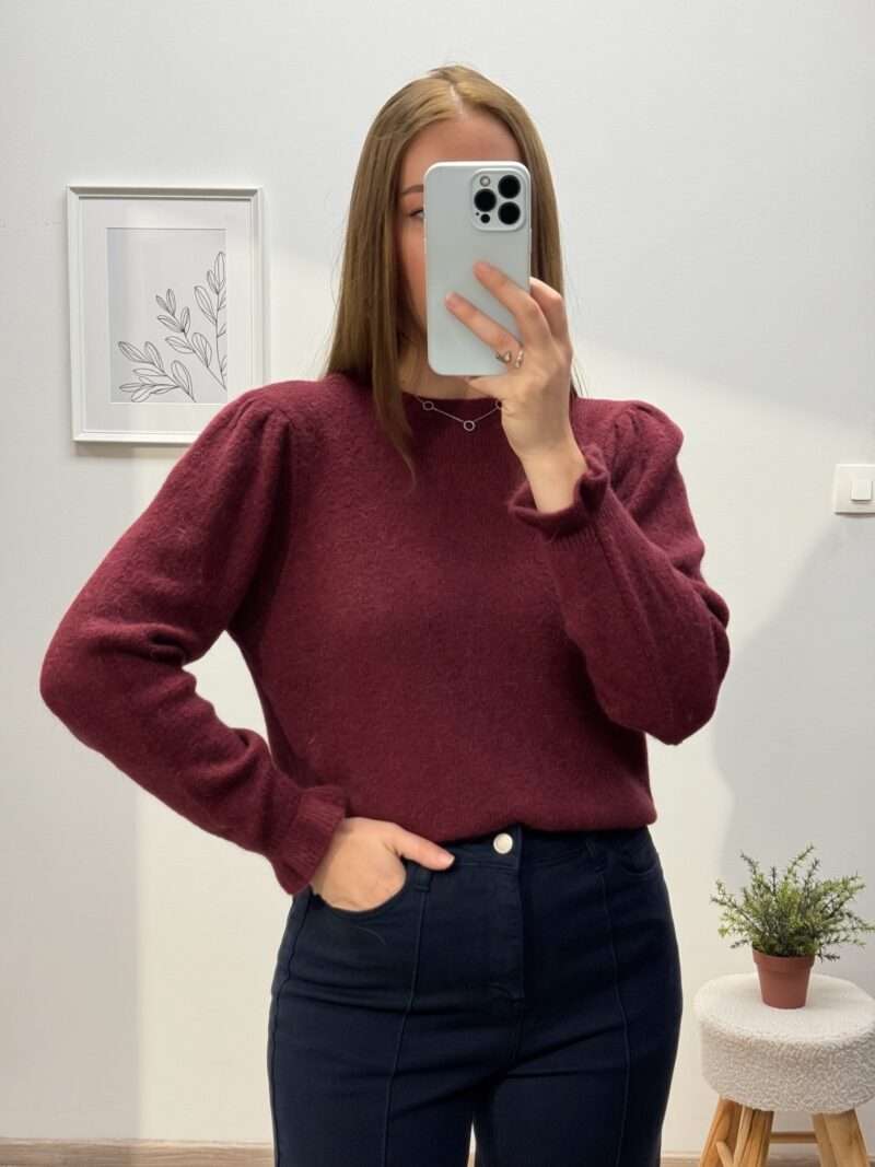 Pull Rosalie